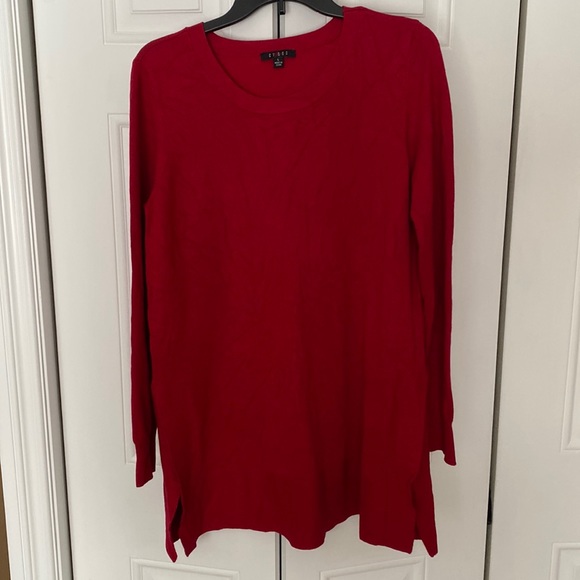 Cyrus Sweaters - NWOT Cyrus women’s tunic sweater